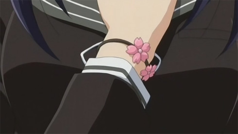 Myself; Yourself : Sana spots the rubber band he gave to Nanako many years ago on this girl's wrist.